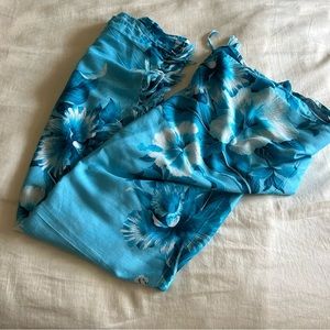 7/$20 Hibiscus Collection sarong